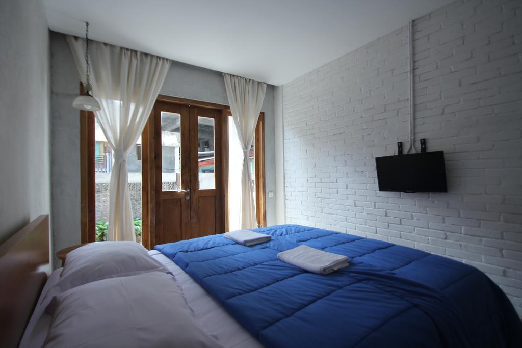 Pawon Cokelat Guesthouse Yogyakarta Værelse billede