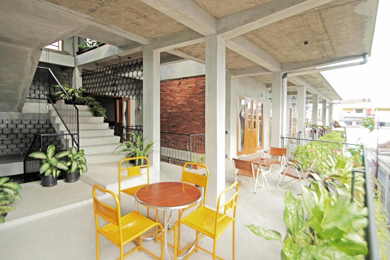Pawon Cokelat Guesthouse Yogyakarta Eksteriør billede